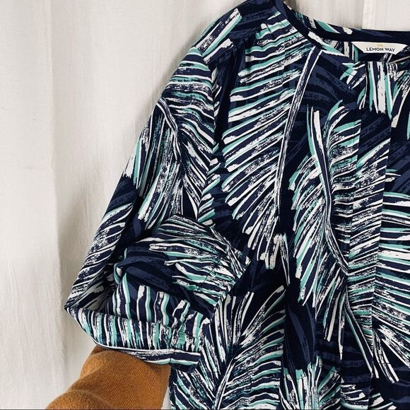 Lemon Way printed zip up top - Picture 7 of 7